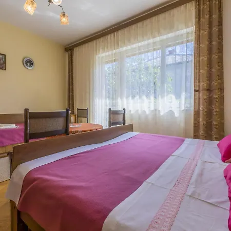 Tara Apartment